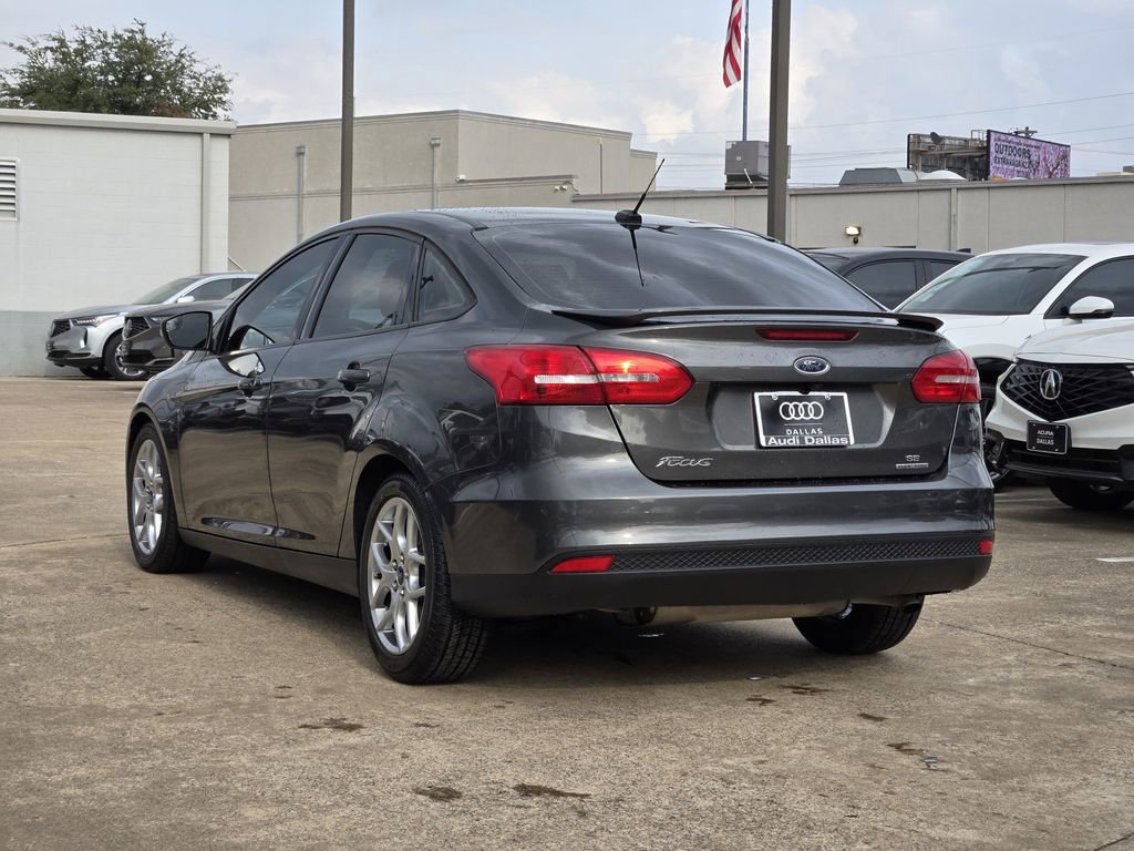 Used 2015 Ford Focus SE w/ Equipment Group 201A image 8