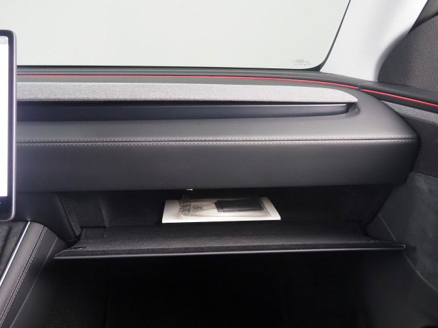 Used 2026 Tesla Model Y Long Range RWD image 42