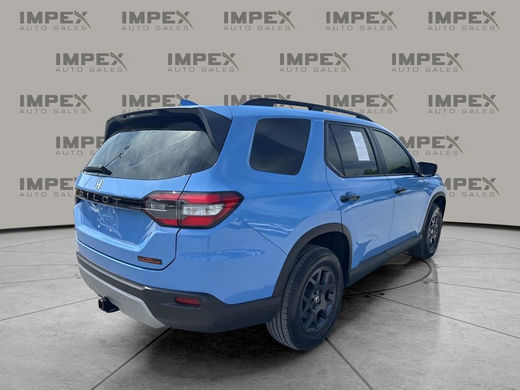 Used 2024 Honda Pilot TrailSport image 5