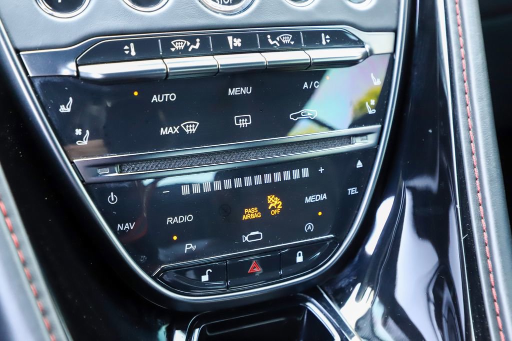 Used 2019 Aston Martin DBS Superleggera RWD image 47