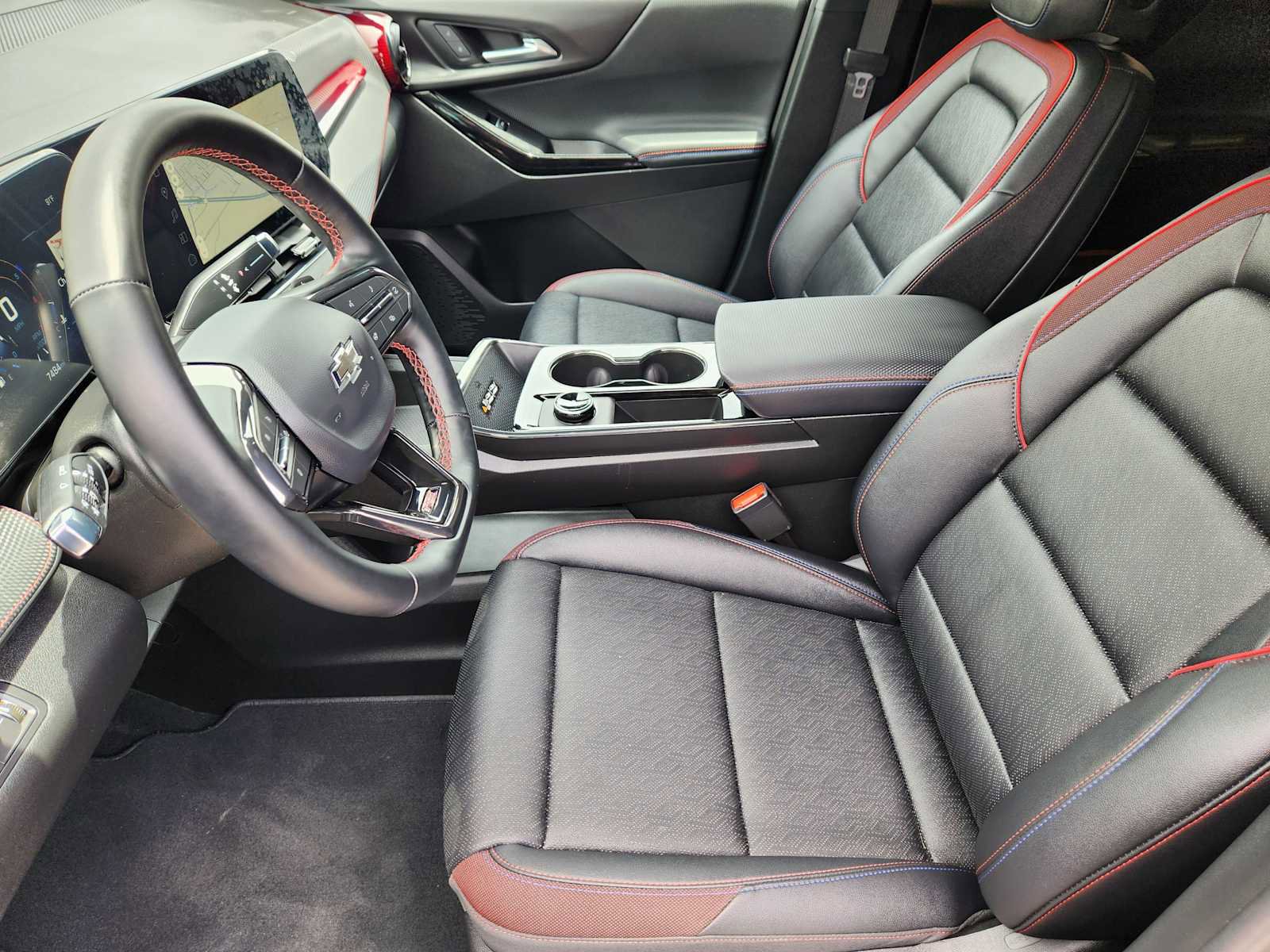Certified 2026 Chevrolet Equinox RS w/ Convenience Package III FWD image 14
