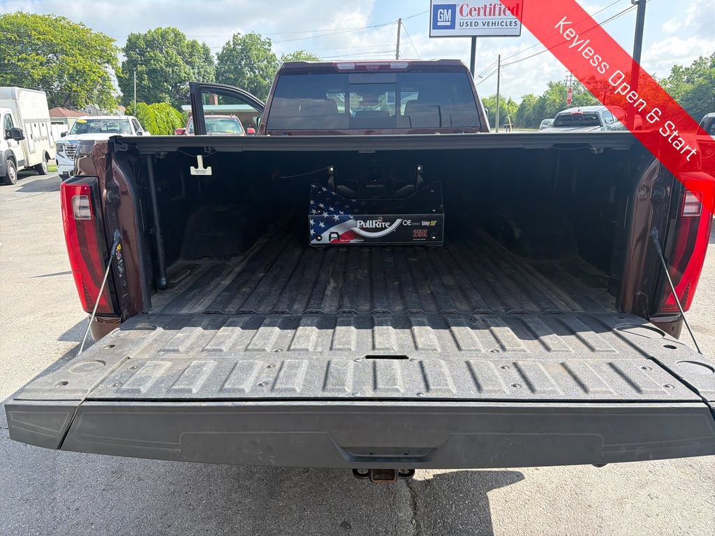 Used 2024 GMC Sierra 3500 Denali w/ Technology Package AWD/4WD image 23