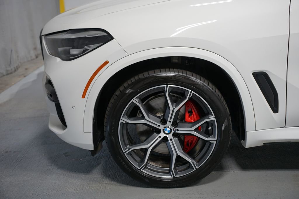 Used 2022 BMW X5 sDrive40i w/ M Sport Package image 5