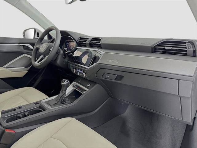 Certified 2025 Audi Q3 2.0T Premium AWD/4WD image 14