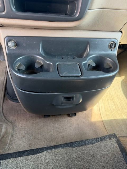 Used 1997 Chevrolet Express 1500 Passenger w/ Preferred Equipment Group RWD image 12