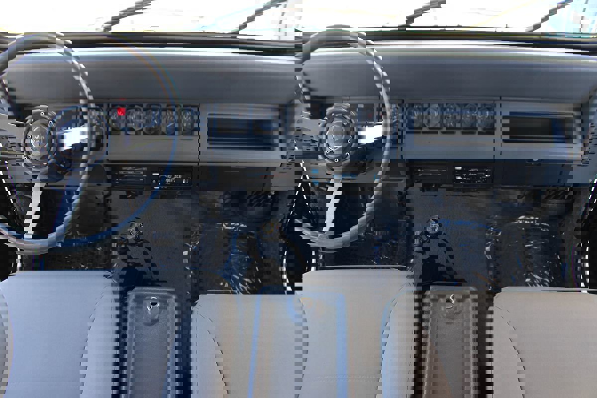 Used 1990 Jeep Wrangler S image 13