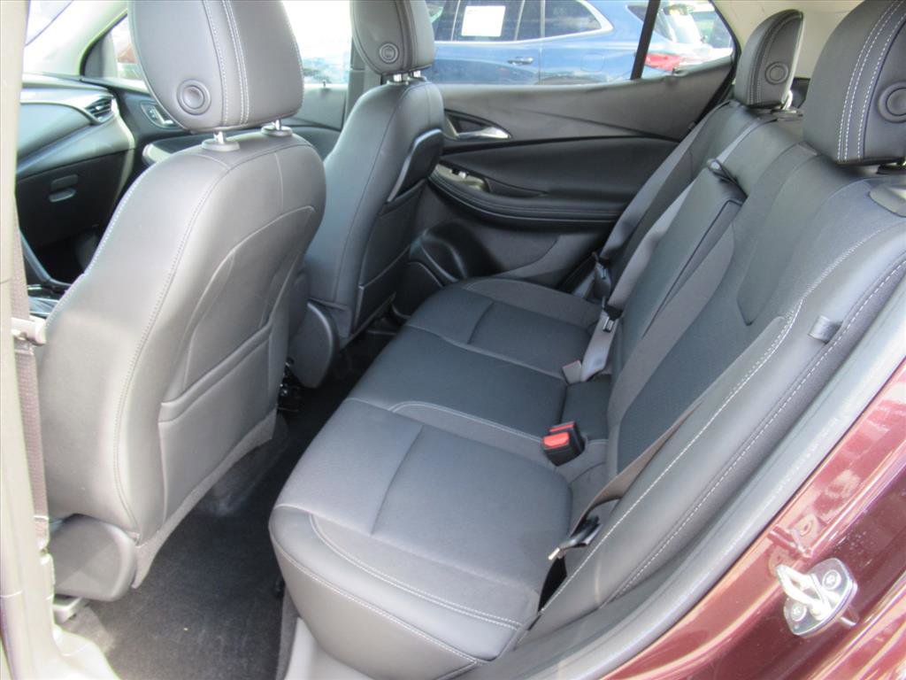 Used 2022 Buick Encore GX Select image 26