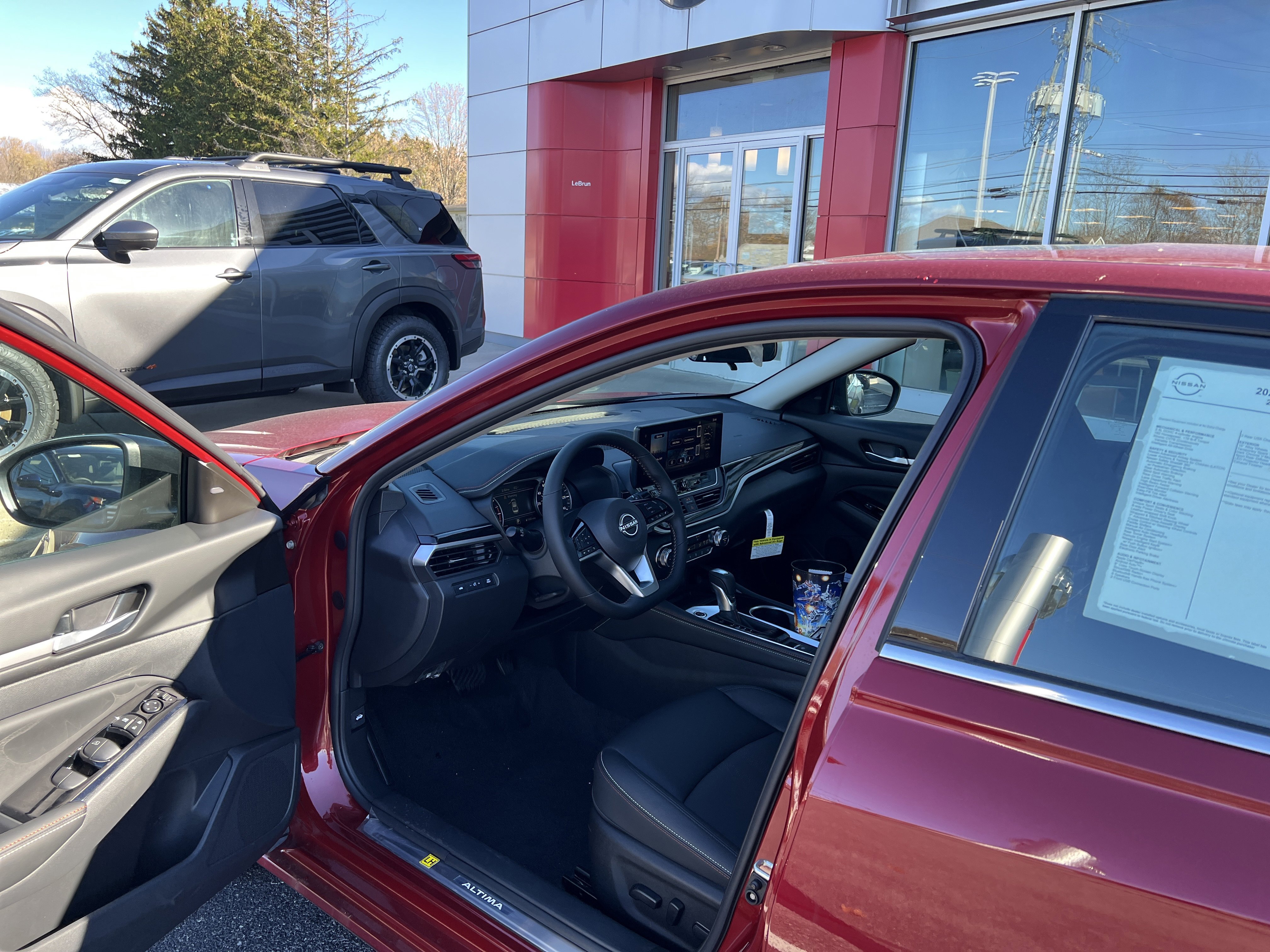 New 2025 Nissan Altima 2.5 SR w/ SR Premium Package image 3