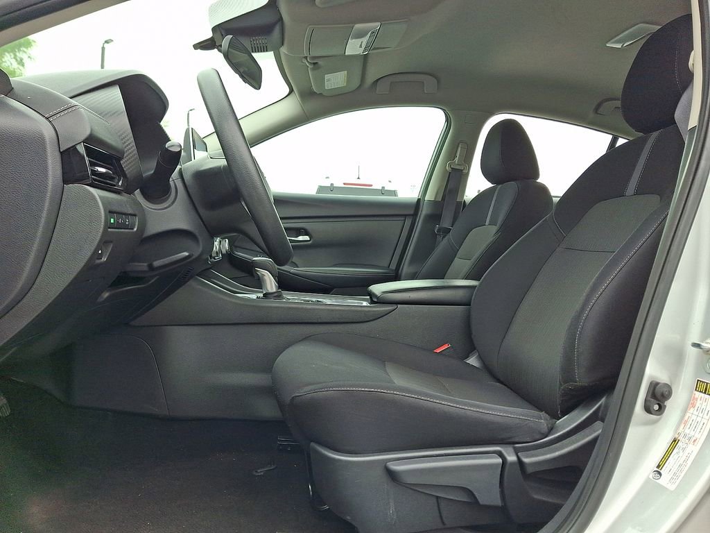 Used 2023 Nissan Sentra SV FWD image 13