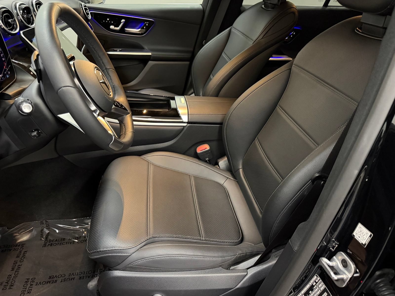 Used 2025 Mercedes-Benz GLC 350e 4MATIC image 25