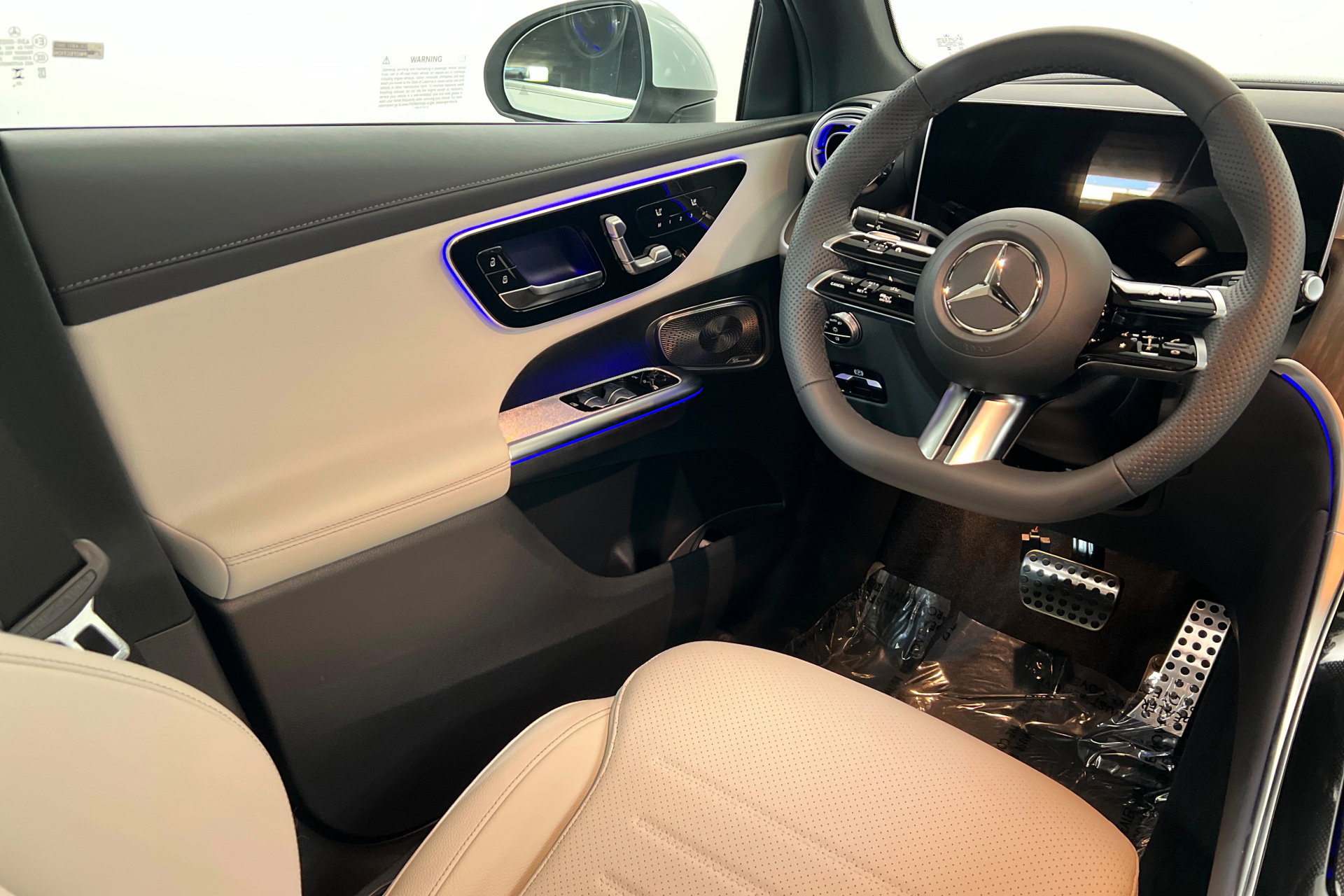 New 2026 Mercedes-Benz GLC 300 4MATIC image 11