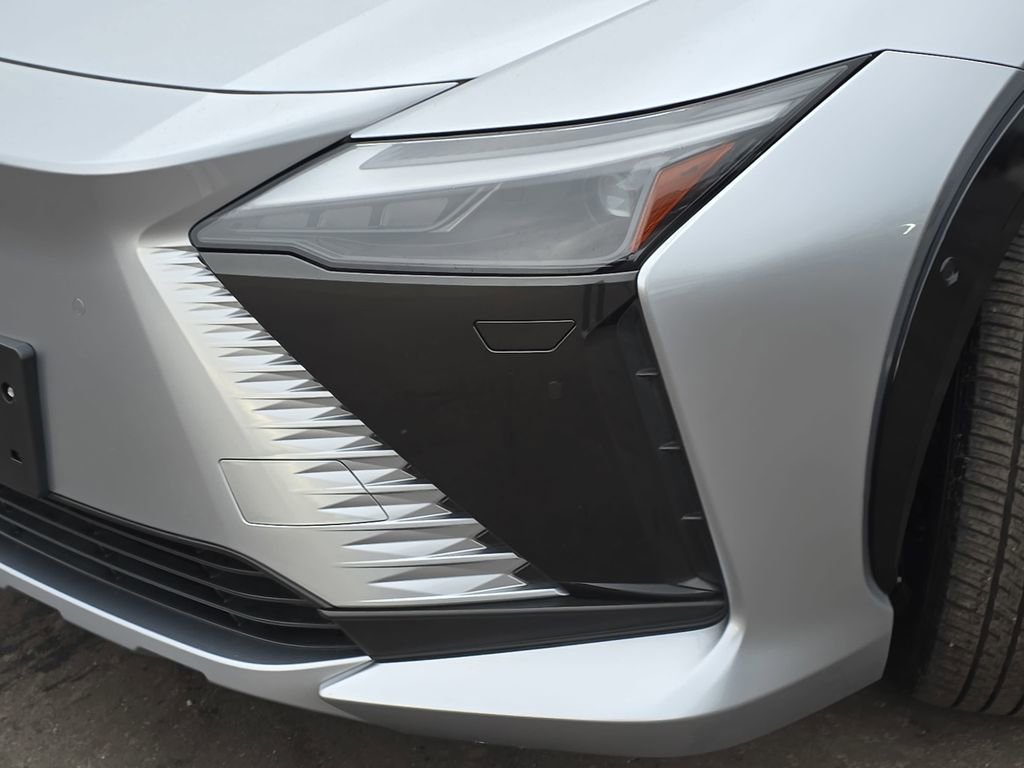 Used 2023 Lexus RZ 450e Premium w/ Technology Package image 35