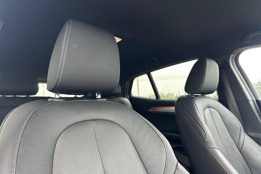 Used 2023 BMW X2 sDrive28i w/ M Sport Package image 15