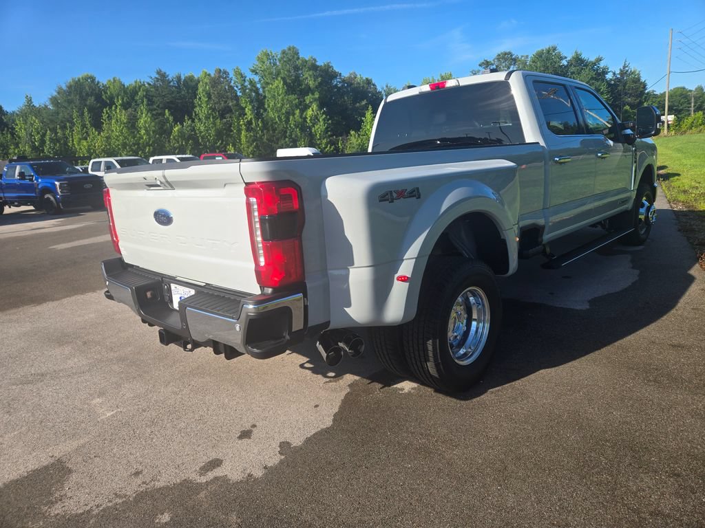 New 2026 Ford F350 Lariat w/ Chrome Package AWD/4WD image 4