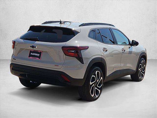 New 2026 Chevrolet Trax RS w/ Sunroof Package FWD image 2