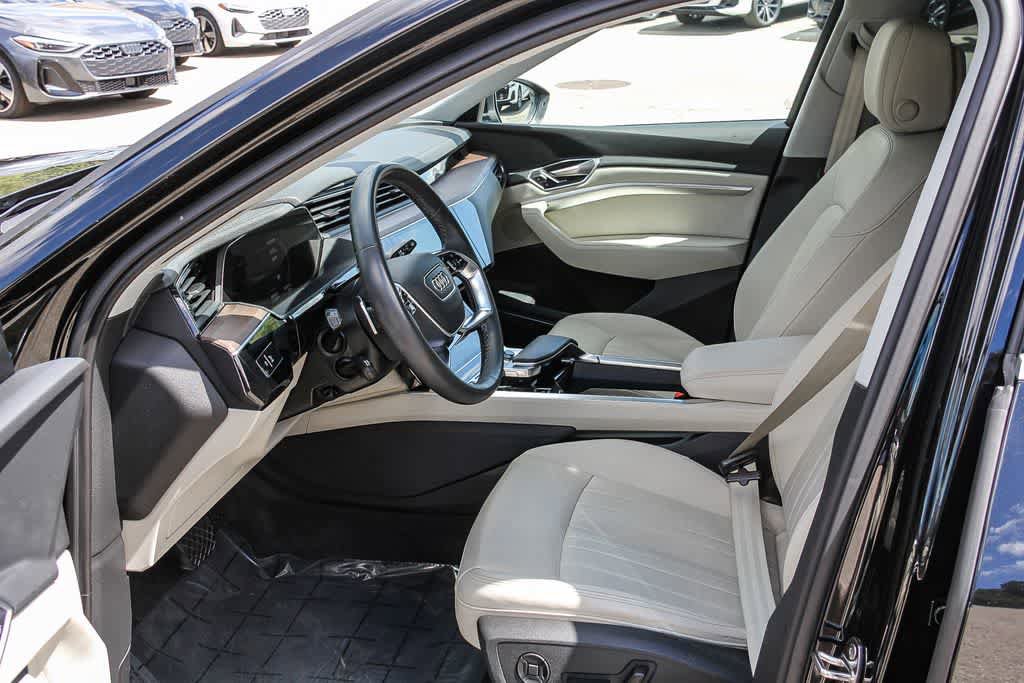 Used 2024 Audi Q8 e-tron Premium Plus AWD/4WD image 19