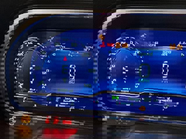 Used 2023 Chevrolet Suburban LT w/ Luxury Package image 15