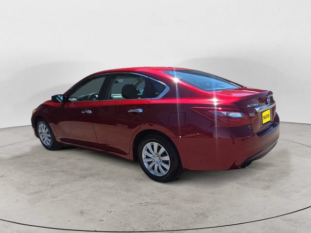 Used 2018 Nissan Altima 2.5 S w/ S Convenience Package FWD image 3