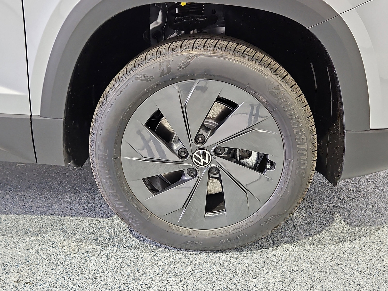 New 2026 Volkswagen Taos S image 6