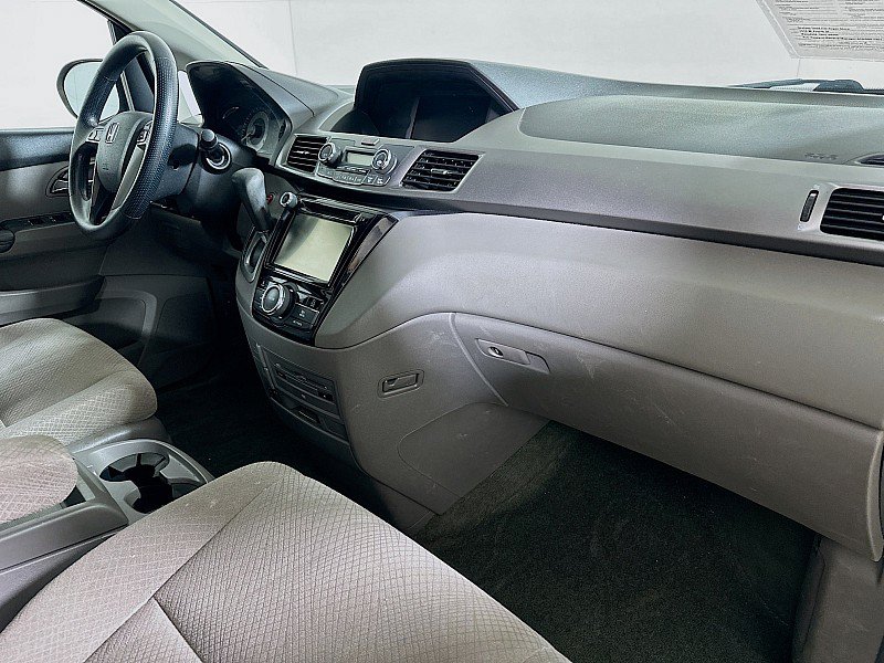 Used 2016 Honda Odyssey SE image 29