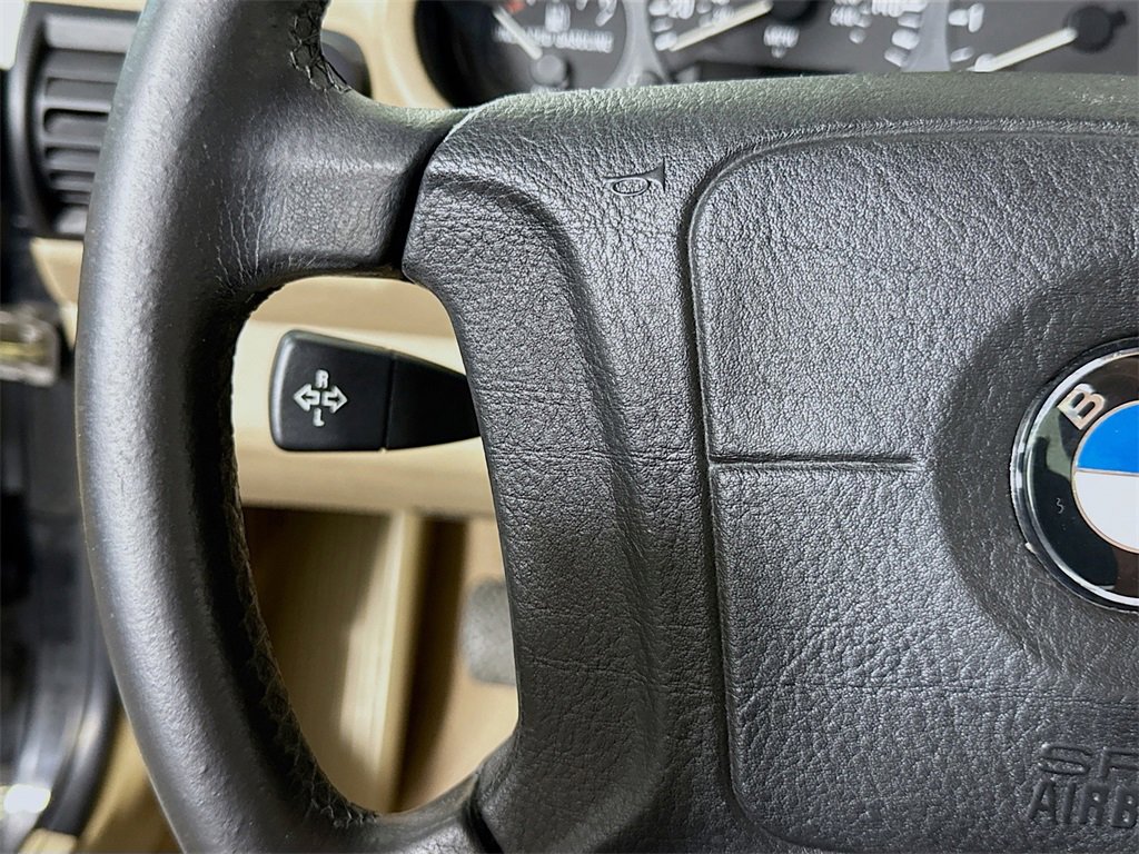 Used 1996 BMW Z3 1.9 image 23