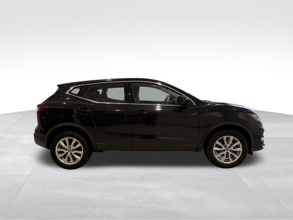 Used 2022 Nissan Rogue Sport S FWD image 33
