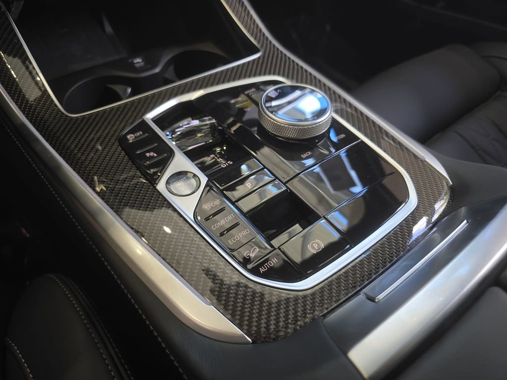 New 2026 BMW X5 M60i w/ Executive Package image 18