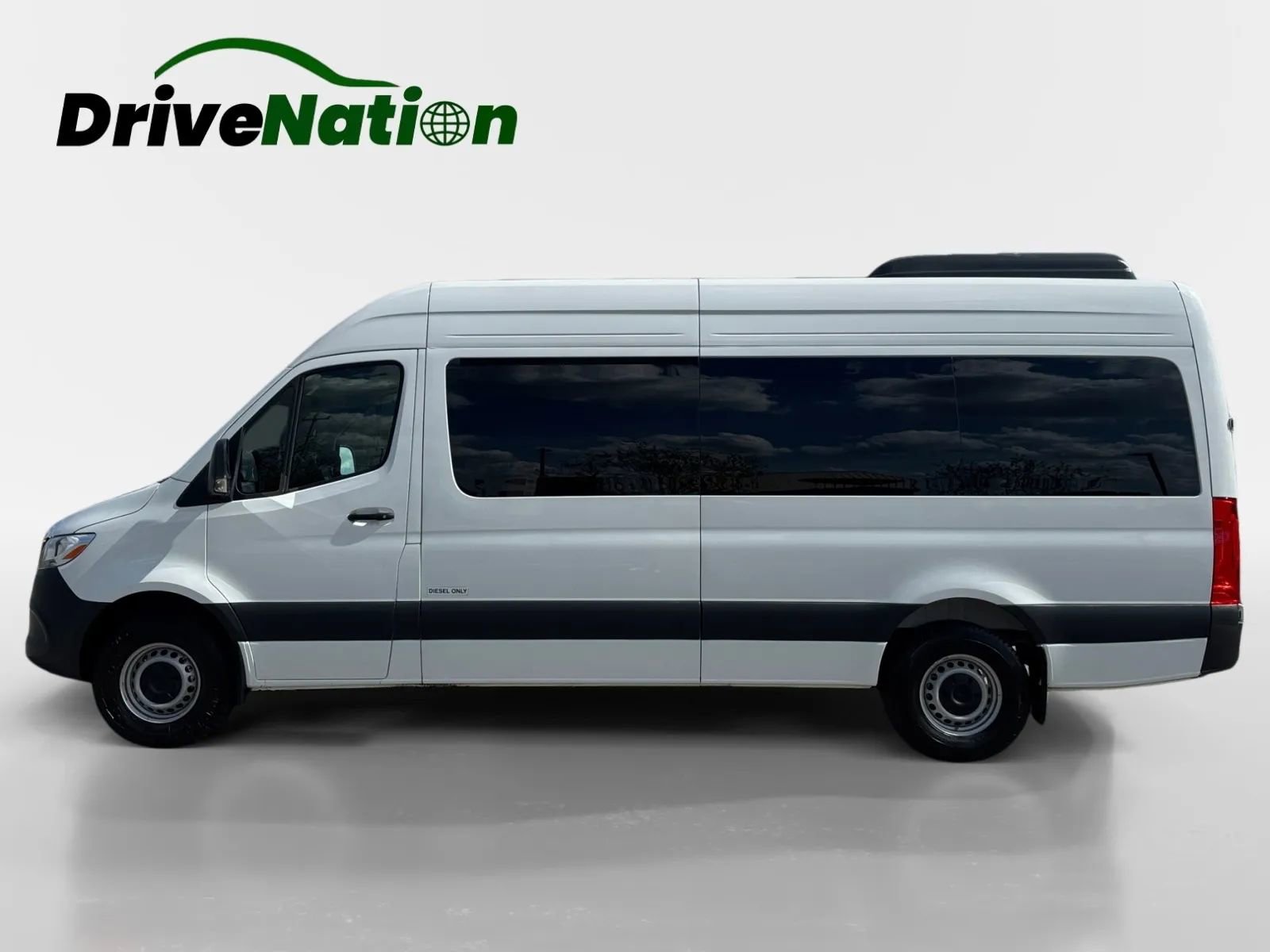 Used 2025 Mercedes-Benz Sprinter 2500 image 8