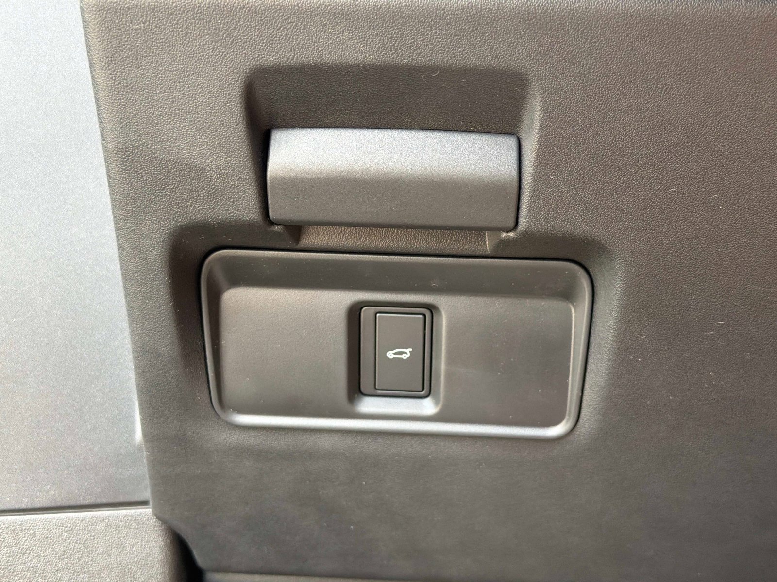 New 2026 Land Rover Range Rover Evoque S image 29