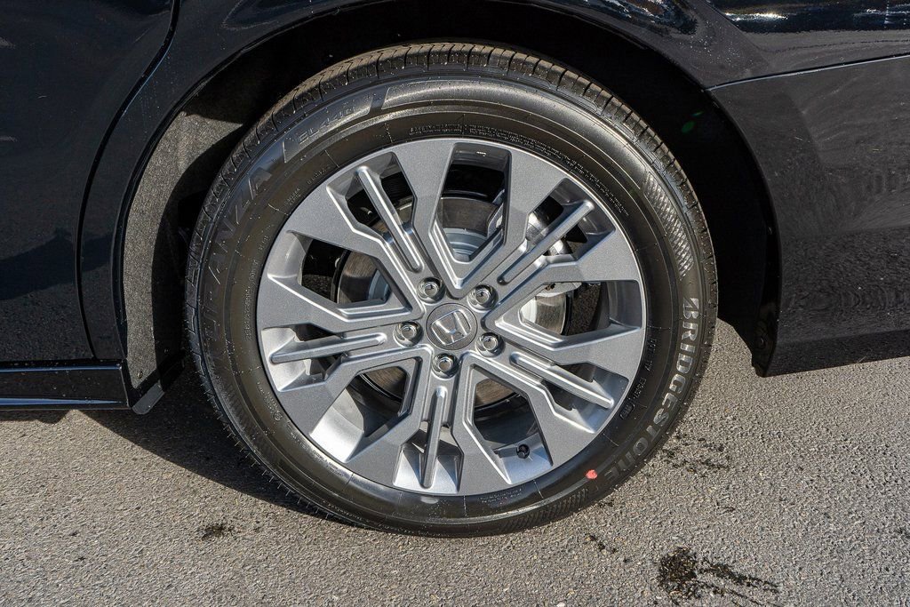 New 2026 Honda Odyssey Touring image 10