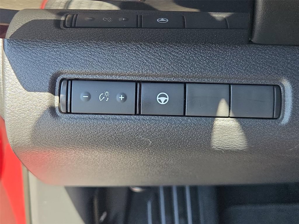 Used 2022 Nissan Pathfinder SV FWD image 10