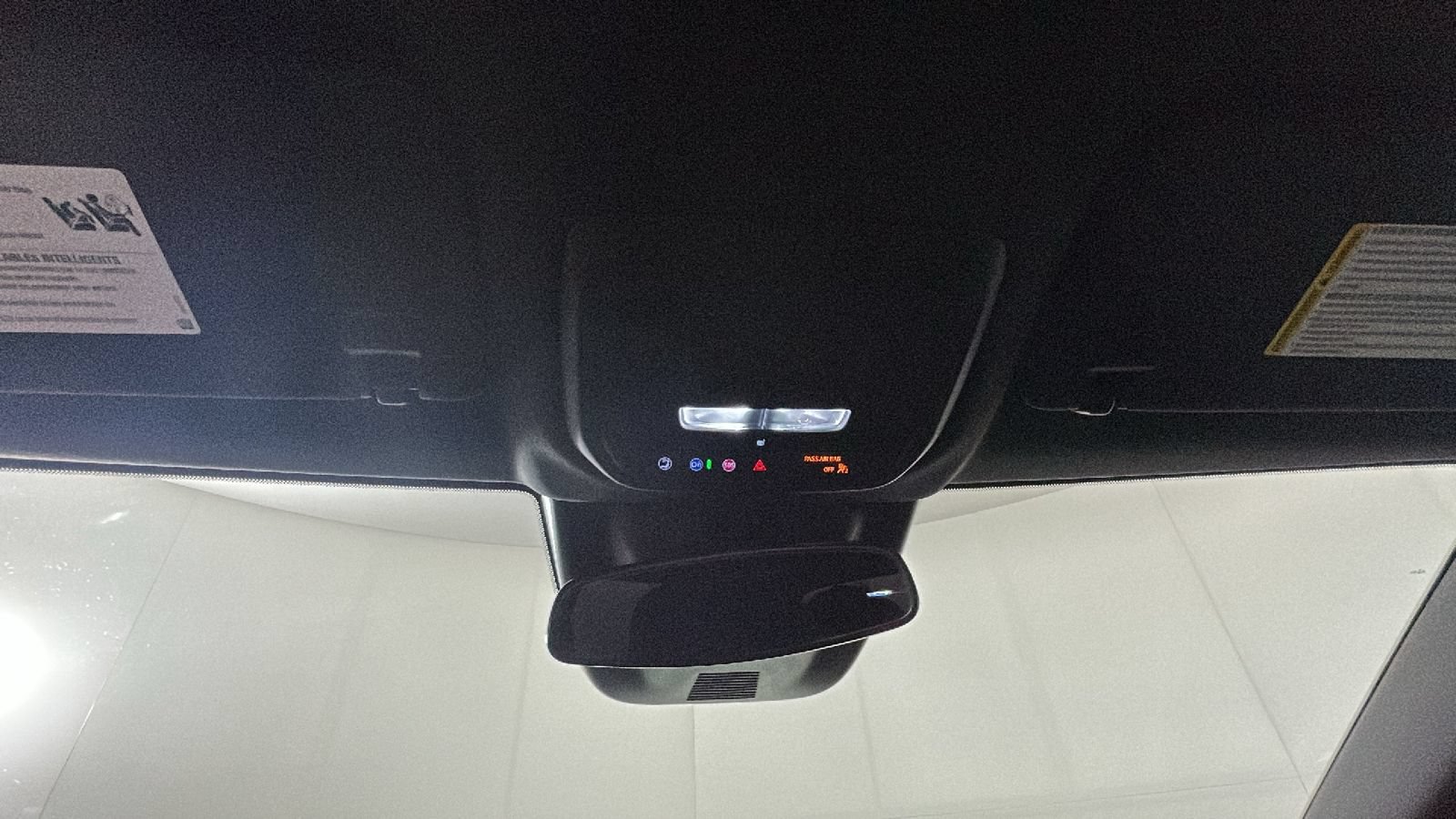 Used 2026 Chevrolet Equinox EV LT FWD image 30