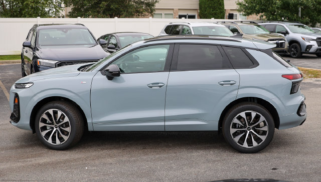 New 2026 Audi Q3 quattro 2.0T AWD/4WD image 16
