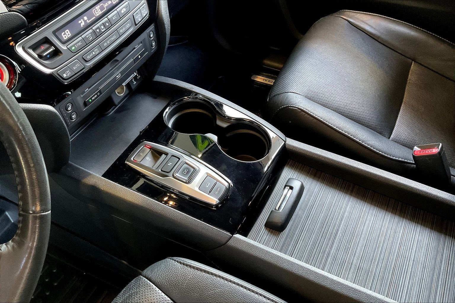 Used 2017 Honda Pilot Elite image 18