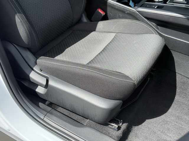 Used 2024 Mitsubishi Outlander ES FWD image 17