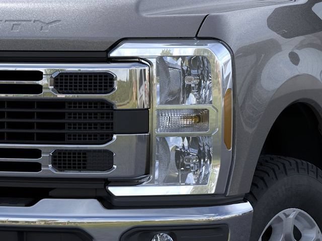 New 2026 Ford F350 XLT AWD/4WD image 18