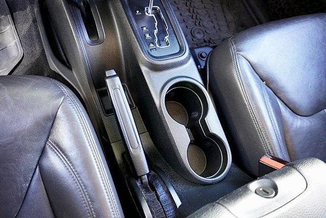 Used 2017 Jeep Wrangler Unlimited Sport w/ Quick Order Package 24S AWD/4WD image 39