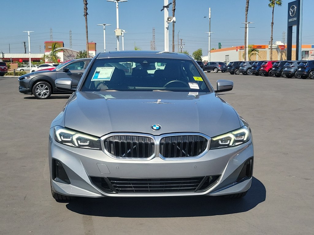 Used 2023 BMW 330i Sedan w/ Driving Assistance Package RWD image 28