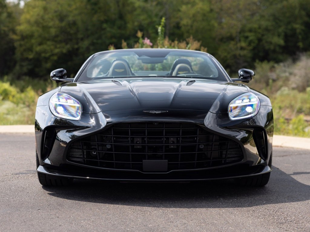 New 2026 Aston Martin V8 Vantage Coupe image 12