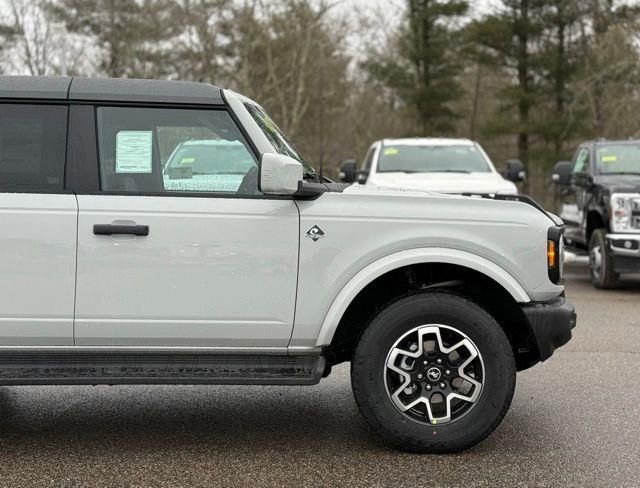 New 2026 Ford Bronco Outer Banks AWD/4WD image 2