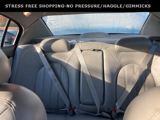 Used 2011 Buick Lucerne CXL image 24