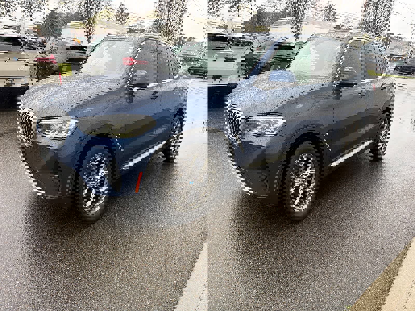 Used 2023 BMW X3 xDrive30i w/ Premium Package image 4