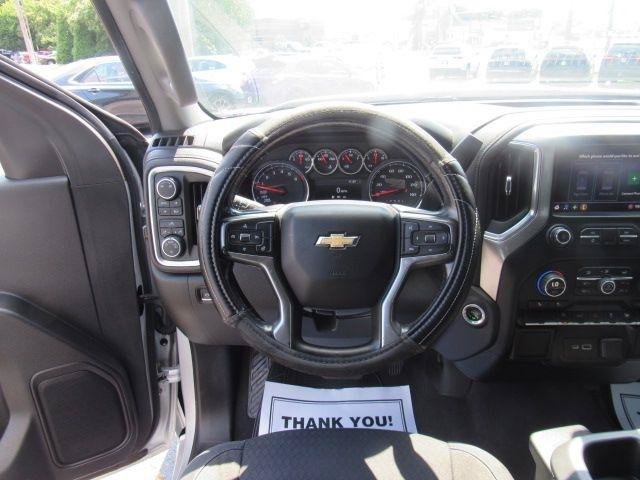 Used 2019 Chevrolet Silverado 1500 LT w/ All-Star Edition AWD/4WD image 27