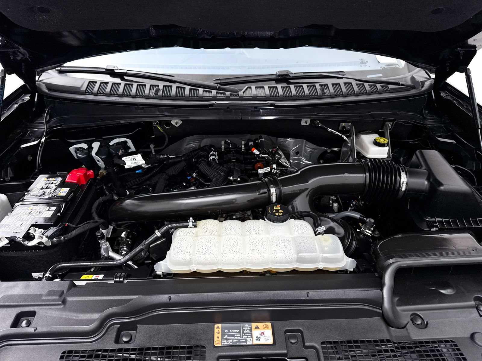 Used 2025 Ford Expedition Platinum AWD/4WD image 14
