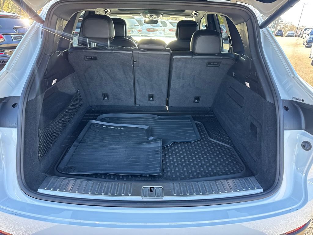 Used 2019 Porsche Cayenne image 18