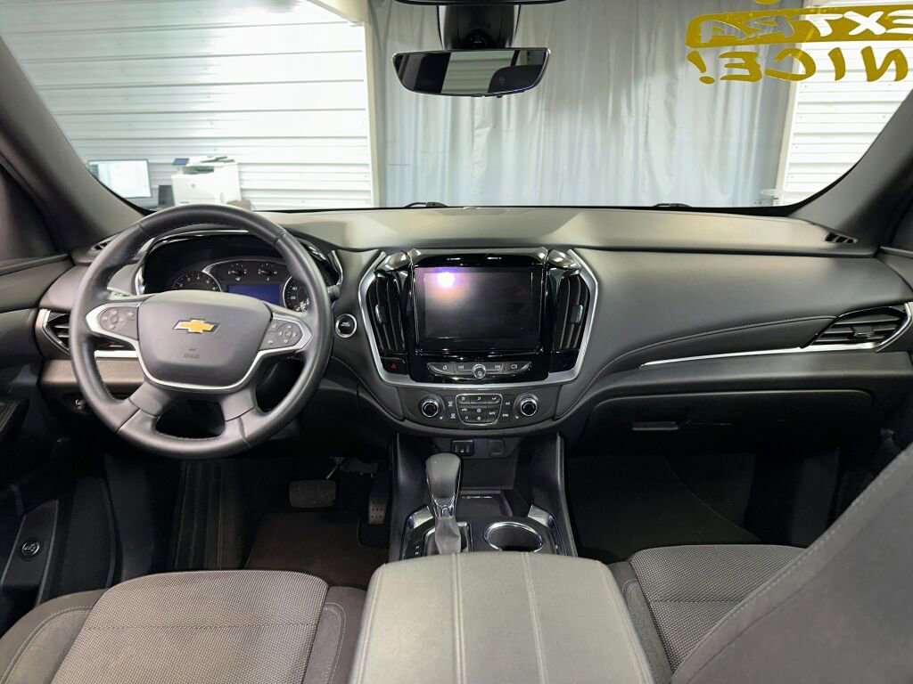 Certified 2023 Chevrolet Traverse LT image 33