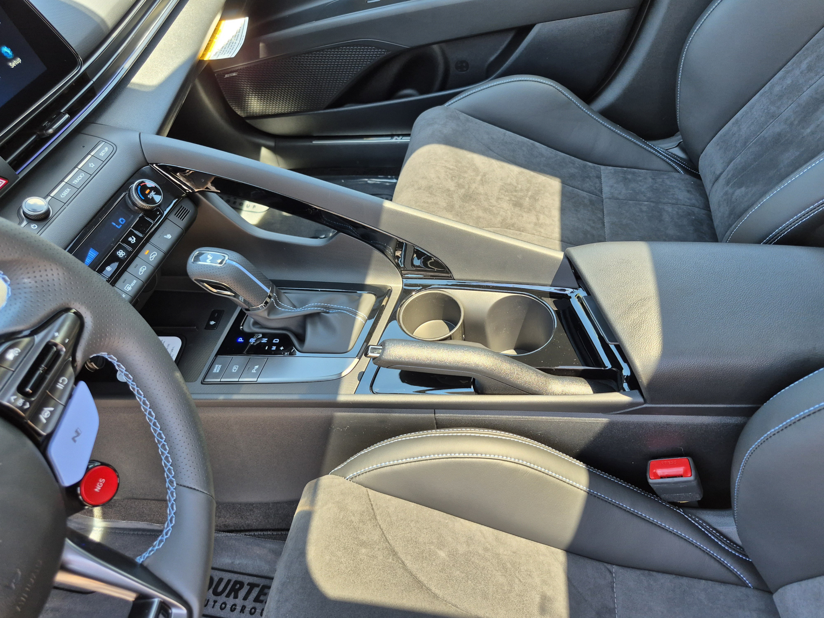 New 2026 Hyundai Elantra N FWD image 21