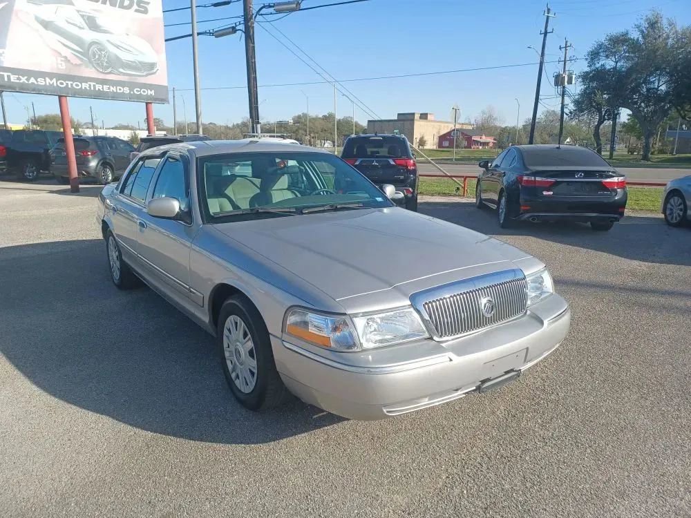 Used 2004 Mercury Grand Marquis GS RWD image 7