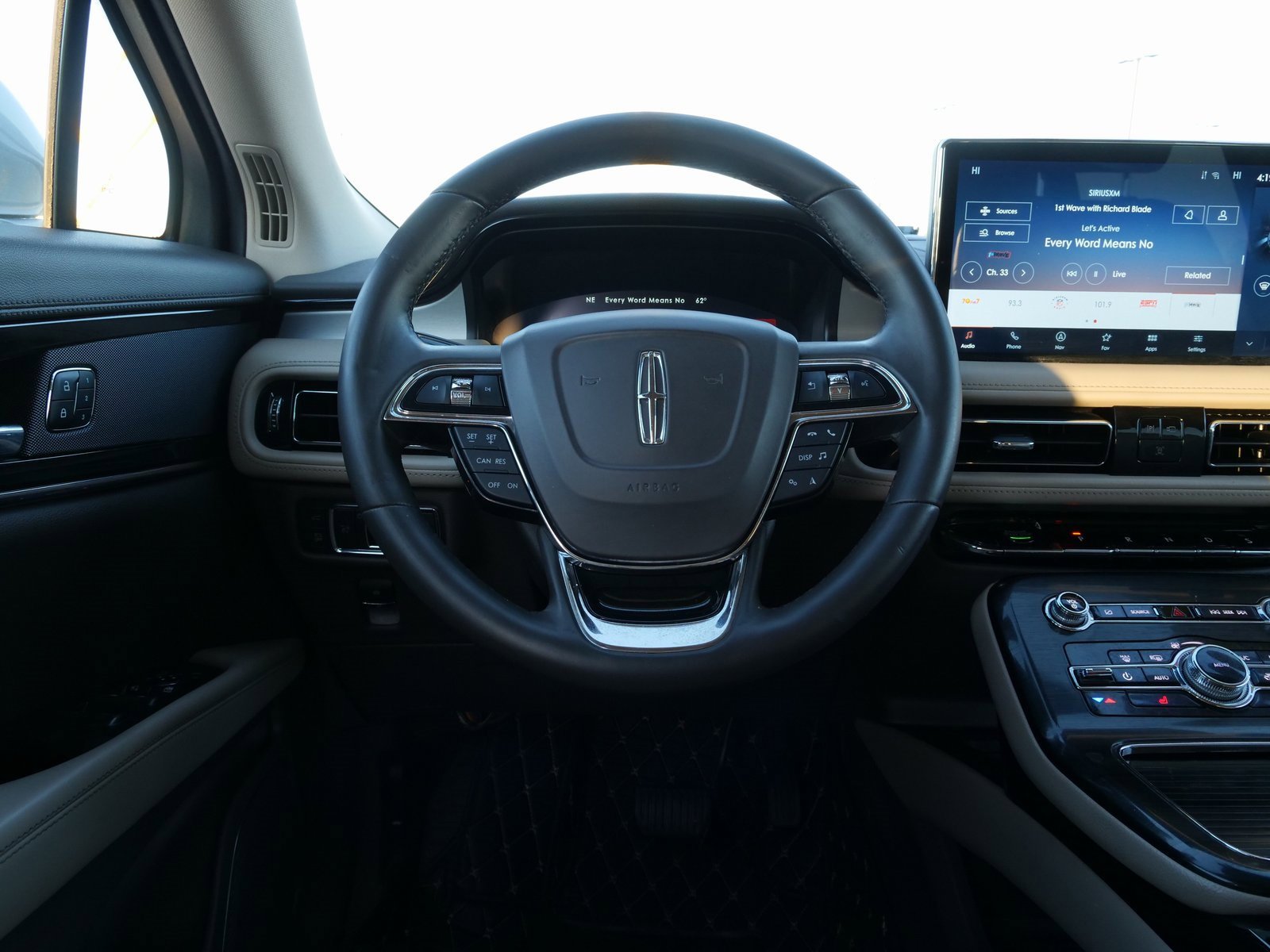 Used 2021 Lincoln Nautilus FWD w/ Equipment Group 101A image 20