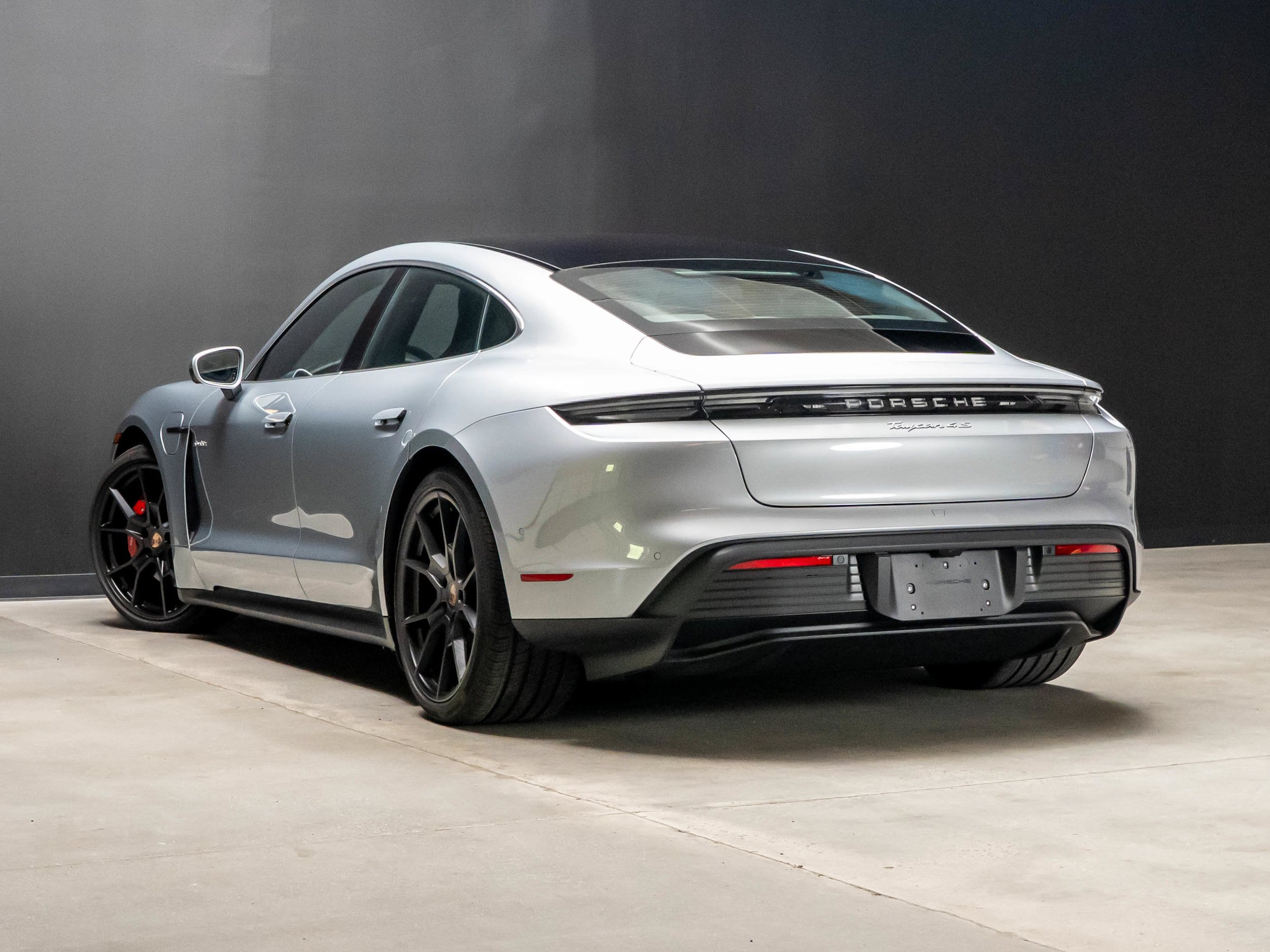 New 2026 Porsche Taycan 4S AWD/4WD image 3